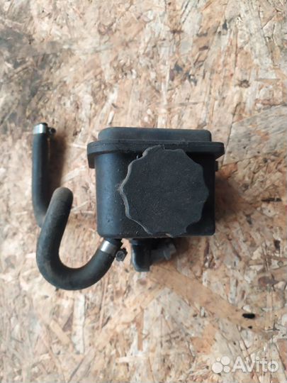 Бачок гидроусилителя руля Mercedes-Benz W220