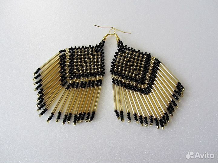 Колье ручной работы в ассортименте