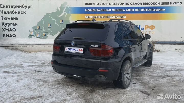 Петли двери багажника BMW X5 (E70) 41627170918