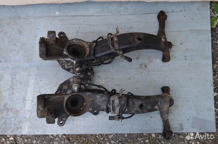 Поворотный кулак audi a8 d2 дорест