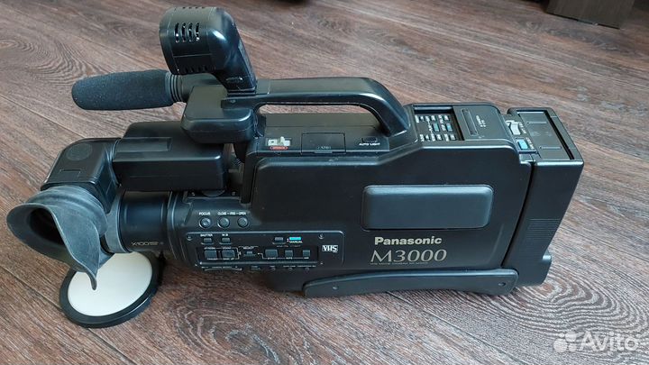 Видеокамера panasonic M3000