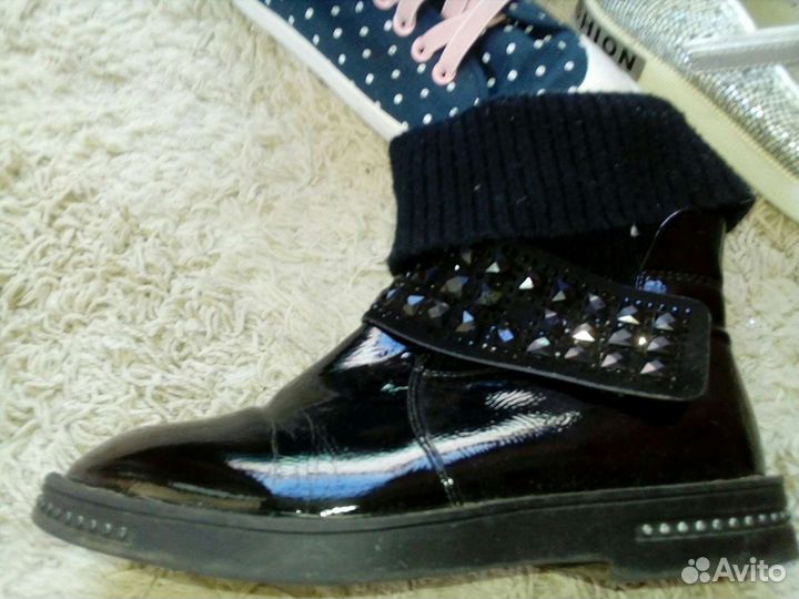 Обувь девочкам