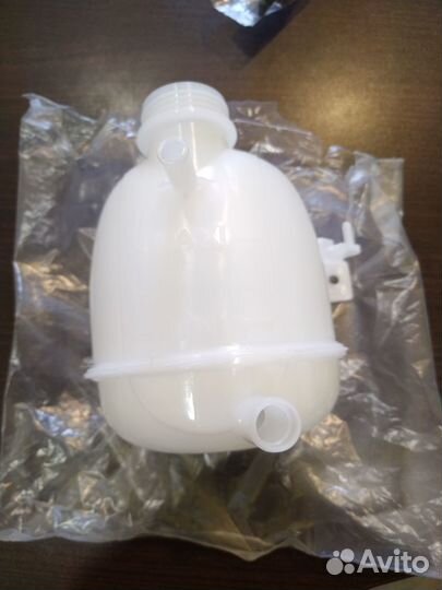 Расширительный бачок largus logan