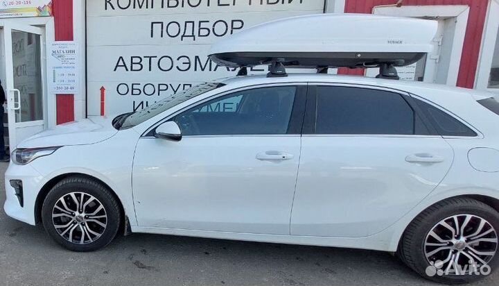 Бокс на крышу Voyage L 440 литров