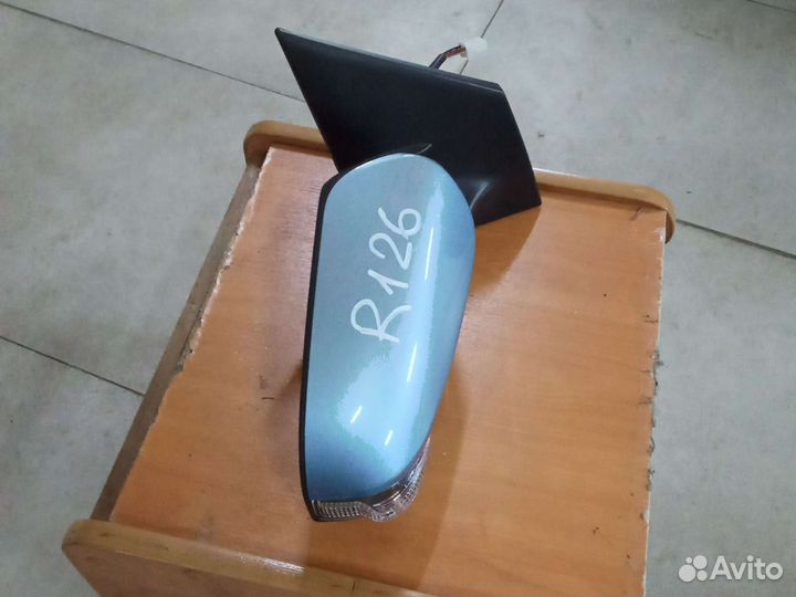 Зеркало правое Toyota Corolla 180 auris E 180