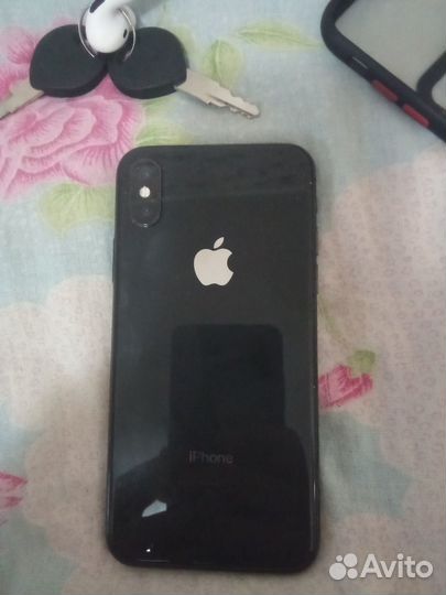 iPhone X, 64 ГБ