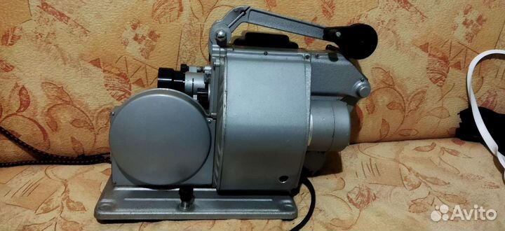 Кинопроектор кпш 4 кзк кинап (1977)