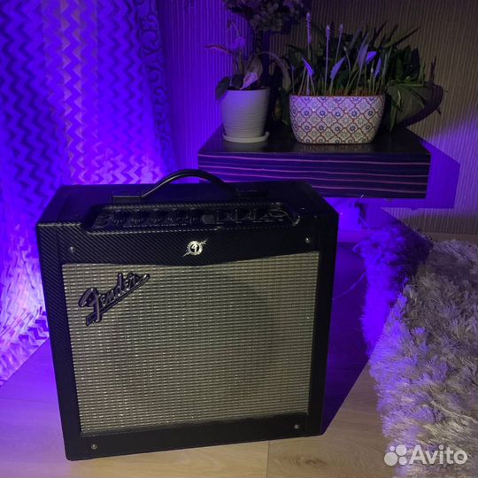 Комбоусилитель Fender для электрогитары