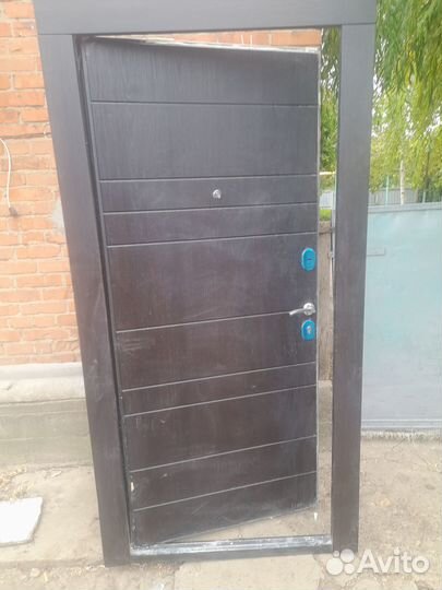 Дверь входная