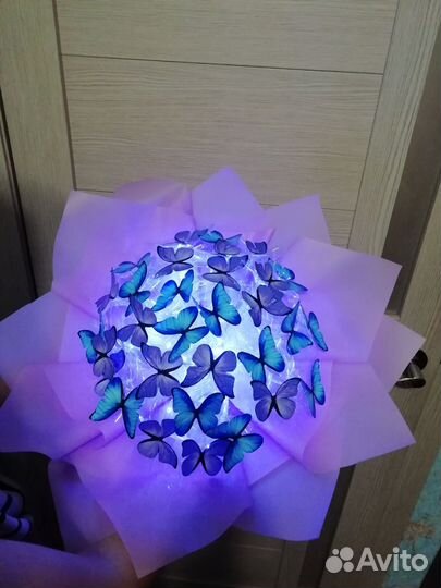 Букеты с бабочками ручной работы, с подсветкой