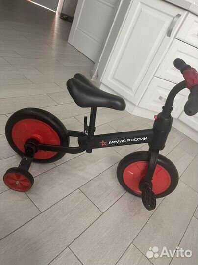 Беговел велосипед 2 в 1