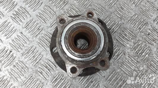 Ступица передняя левая audi A4 B7 (5DN25K902)