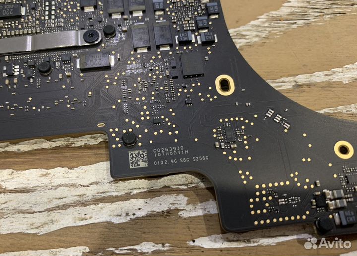 Плата Macbook Pro A1706 13