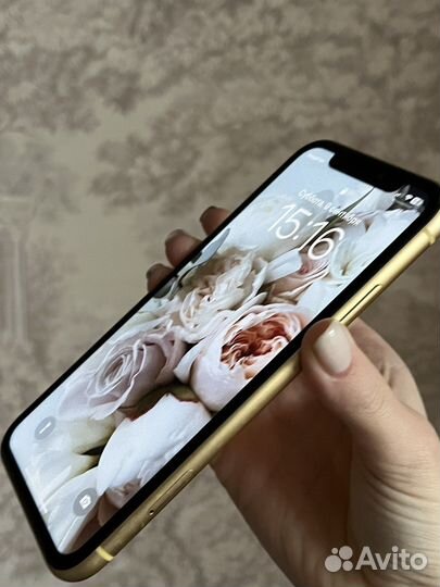 iPhone Xr, 64 ГБ