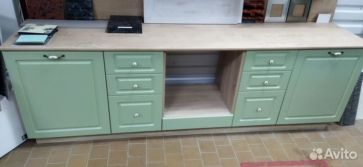 Кухня выставочный образец