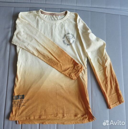 Две футболки для мальчика