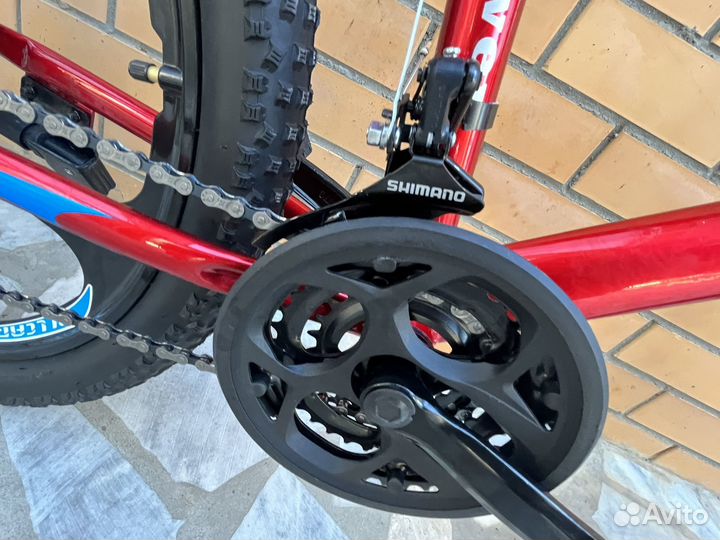 Велосипед на литых дисках BMW новый