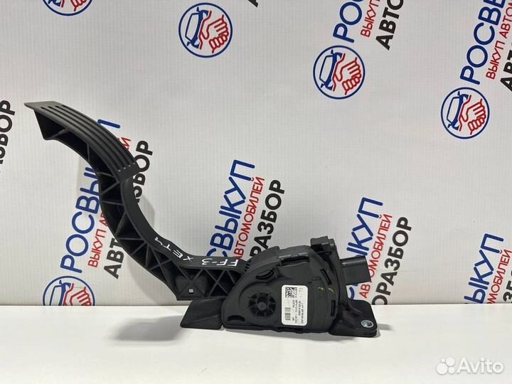 Педаль газа Ford Focus 3
