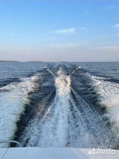Катер Bayliner