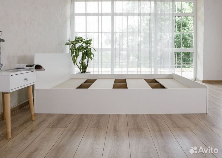 Кровать 180х200 с матрасом