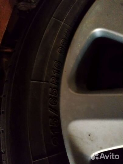 Yokohama Y815 215/65 R16