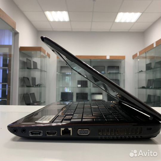 Ультрабук Toshiba 13.3 (Core i3/ 3gb/ Radeon 4500)