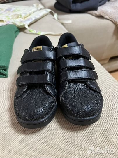 Кроссовки adidas