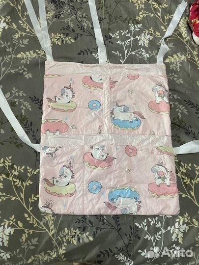 Карман-органайзер на кроватку