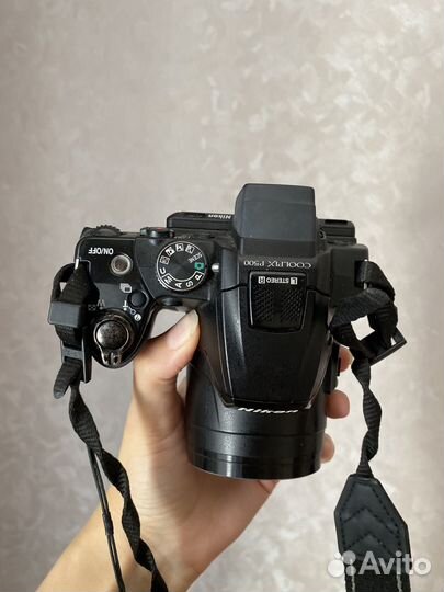 Зеркальный фотоаппарат nikon