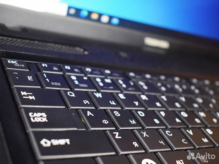 Ноутбук Toshiba c670-16k, core i5 2.4Ghz, SSD128gb