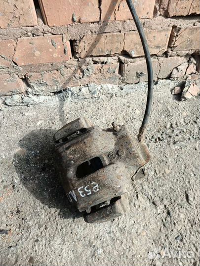 Суппорт тормозной передний левый Bmw X5/E53