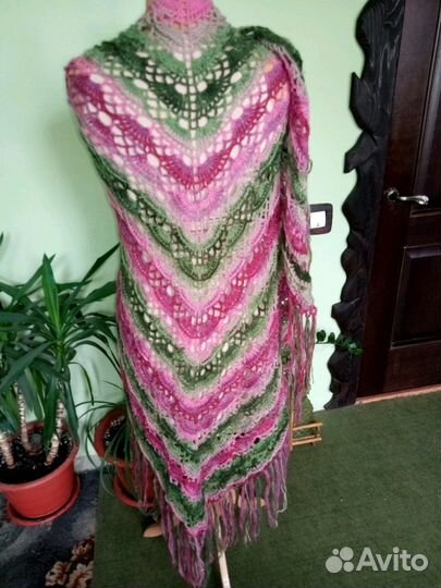 Вязанная шаль