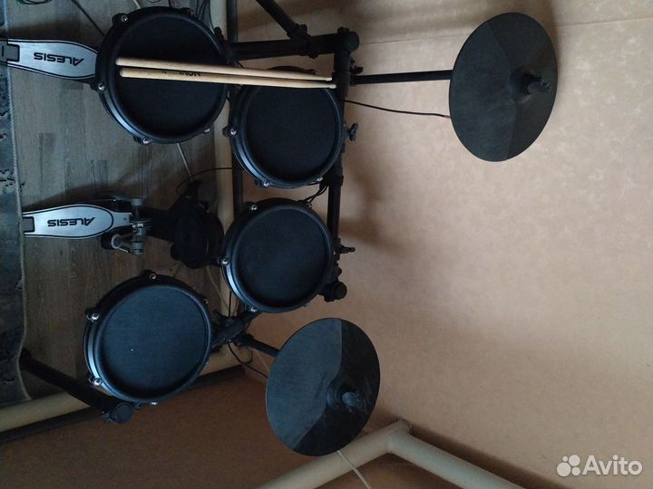 Электронные барабаны alesis