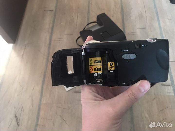 Фотоаппарат Kodak и Polaroid