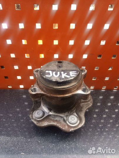 Ступица задняя Nissan Juke