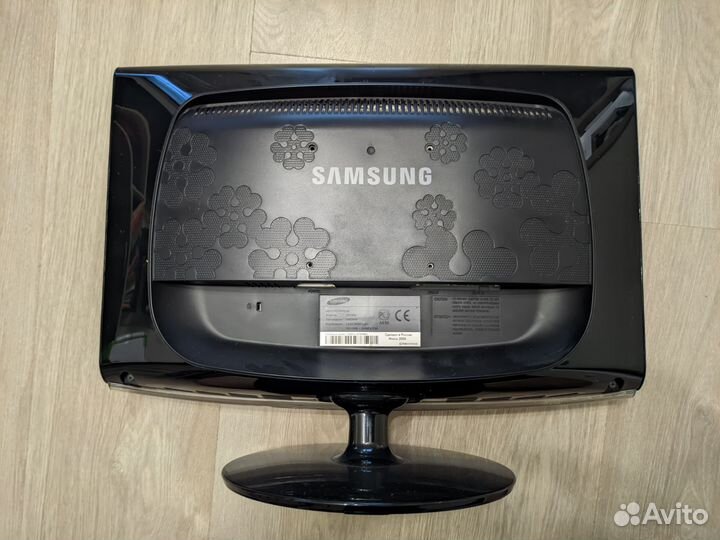 Монитор Samsung 2033sw