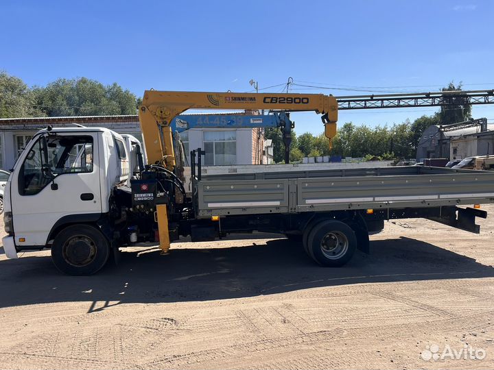 Isuzu NQR75 с КМУ, 2008