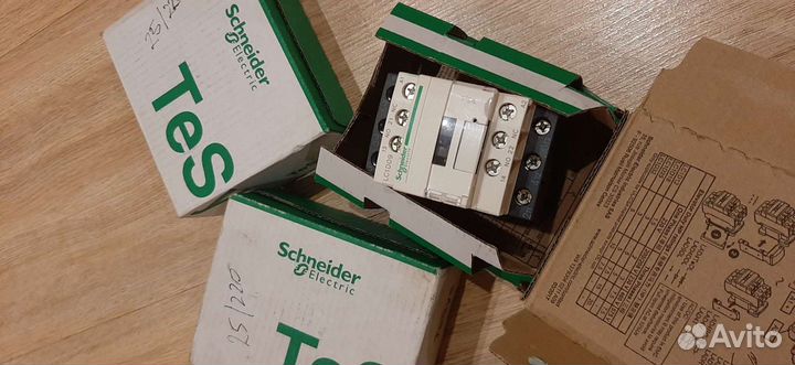 Контактор Шнайдер Tesys,ABB Новые Германия