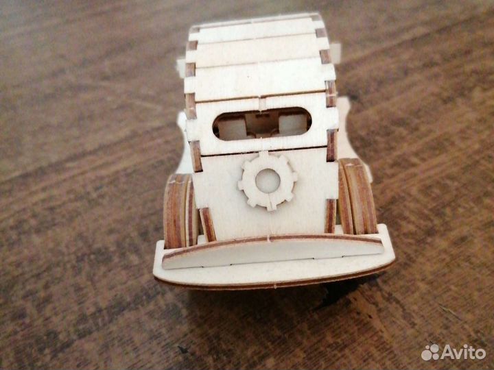 Модель автомобиля