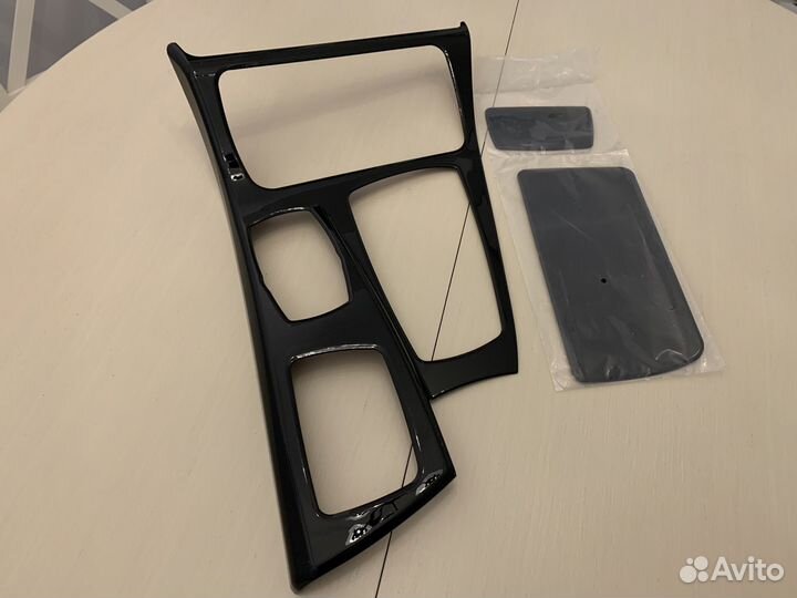 Накладка центральной консоли BMW F10