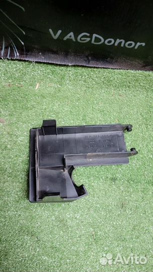 Накладка декоративная Audi a4 b7