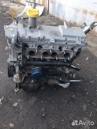 Двигатель мотор k7j Рено Логан Сандеро кангу Симбо