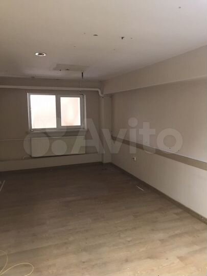 Офис 22.4 м² в ТЦ Богатырь