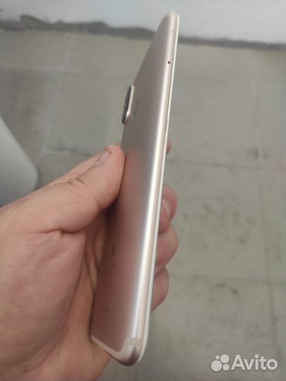 Xiaomi Mi A2, 4/64 ГБ