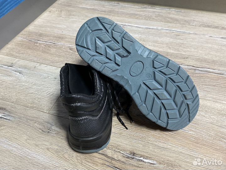 Ботинки рабочие 43 с защитным носом