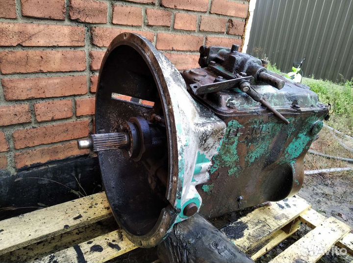 Продам коробку на Скании 93/210