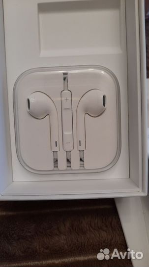 Наушники apple