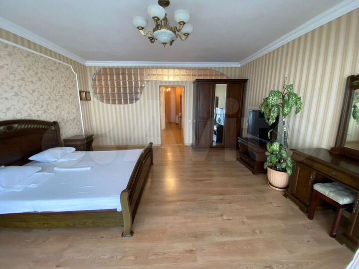 2-к. квартира, 60 м², 4/6 эт.