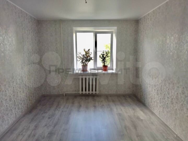 2-к. квартира, 43 м², 3/9 эт.