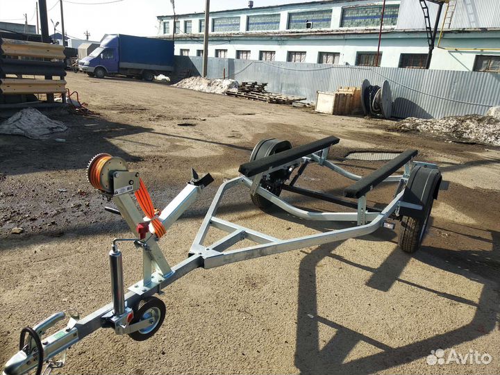 Прицеп лодочный до 4,0м оцинкованный